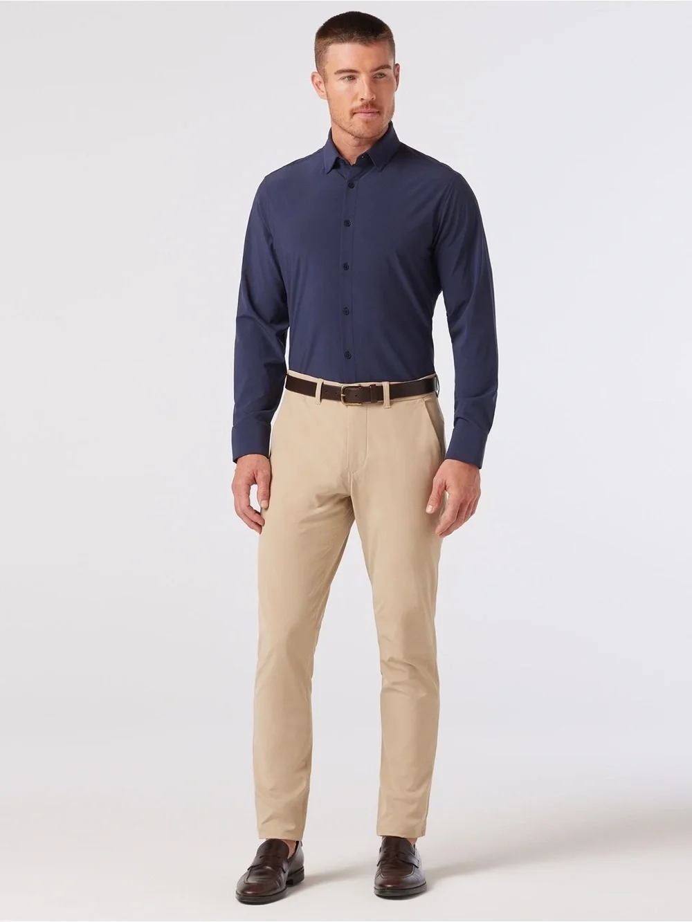 NWT Mizzen+Main 32-32 Slim Fit Helmsman Chino Pant in Khaki Solid